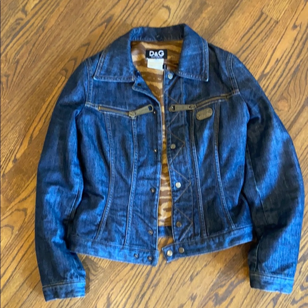 Dolce and Gabbana Jean jacket with leopard liner